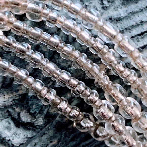 ⚗️Set of 7 Crystal Clear Seed Bead Stretch Silver Tone Bracelets by Cookie Lee - Picture 2 of 7